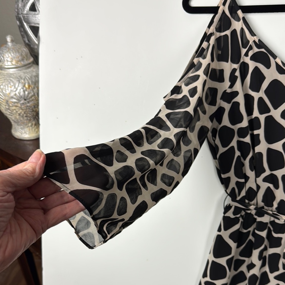 Bar III Animal Print Peek a Boo Sleeve Maxi NWT SZ S self tie Party Cocktails - Picture 2 of 12